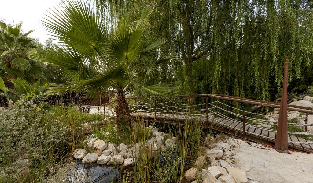 Отель Jardines De Casablanca Каравака-де-ла-Крус Экстерьер фото